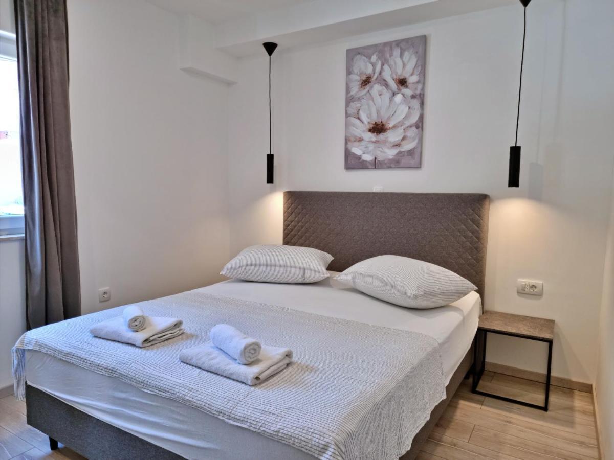 Apartments Zorica Duce Exterior photo