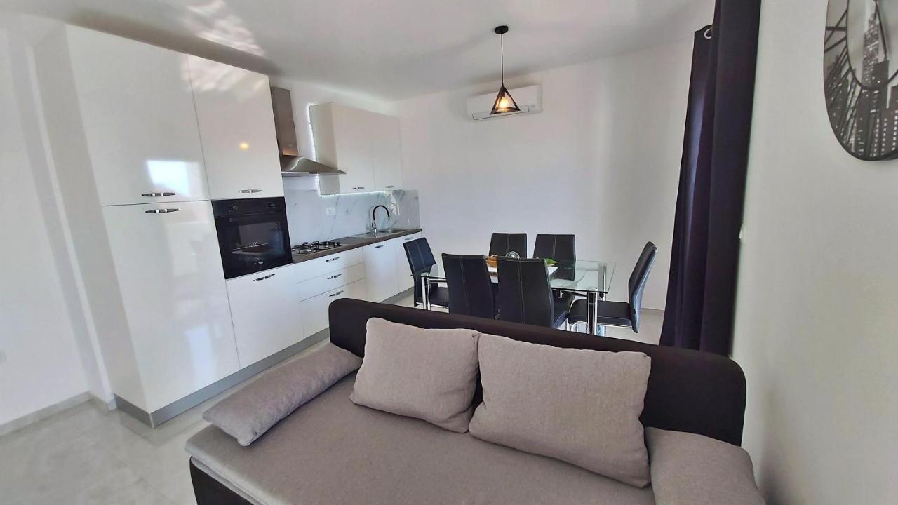 Apartments Zorica Duce Exterior photo