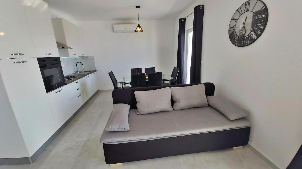 Apartments Zorica Duce Exterior photo