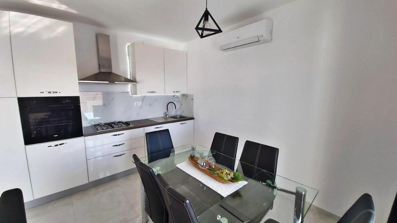 Apartments Zorica Duce Exterior photo